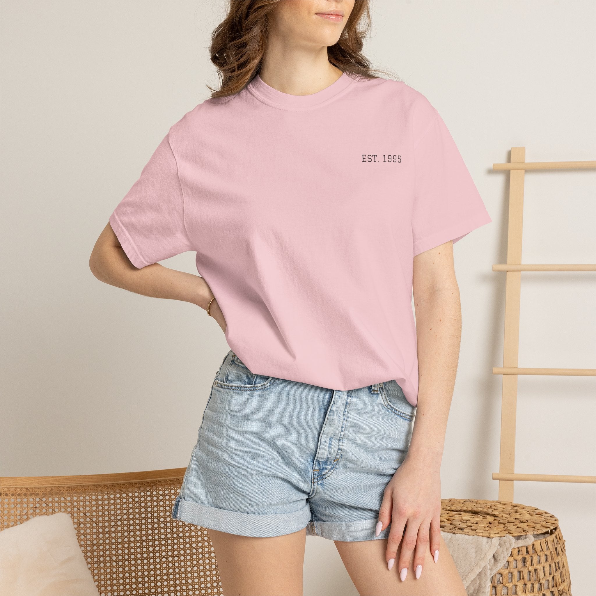 Coastal Harmony Surf T-Shirt – Vintage Wave & Sunset Graphic (Est. 1995)