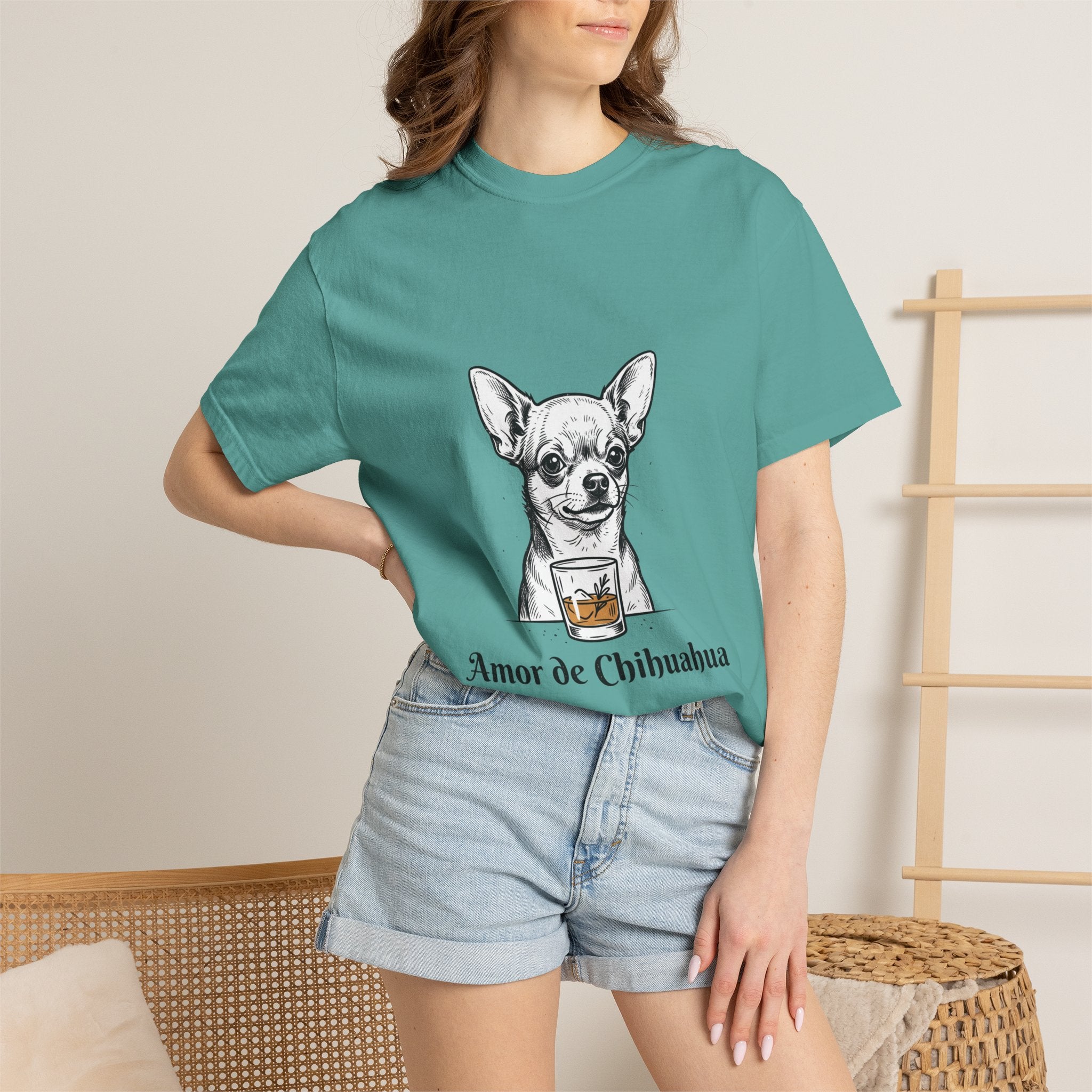 Chihuahua Love T-Shirt — "Amor de Chihuahua" Cute Dog Graphic Tee