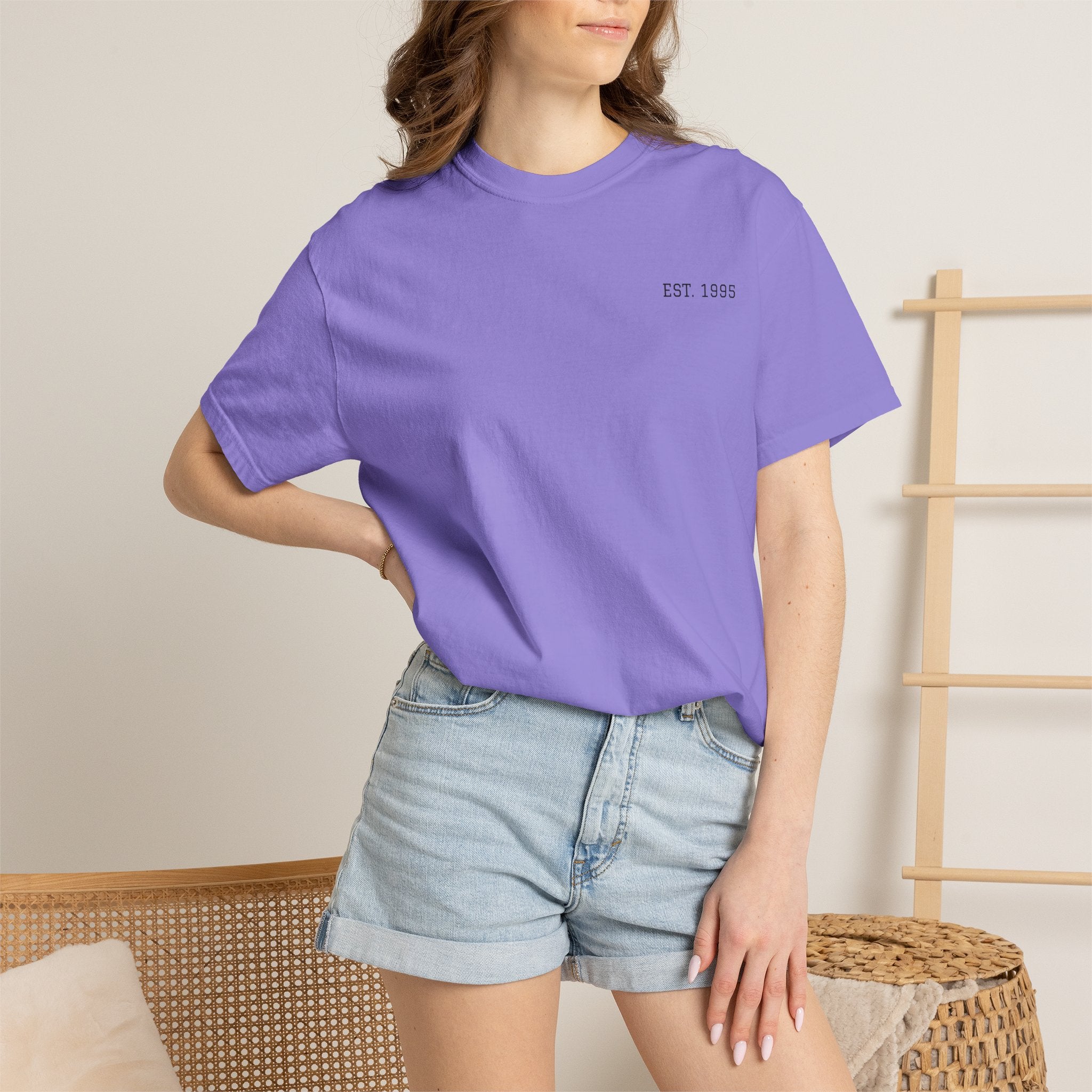 Coastal Harmony Surf T-Shirt – Vintage Wave & Sunset Graphic (Est. 1995)