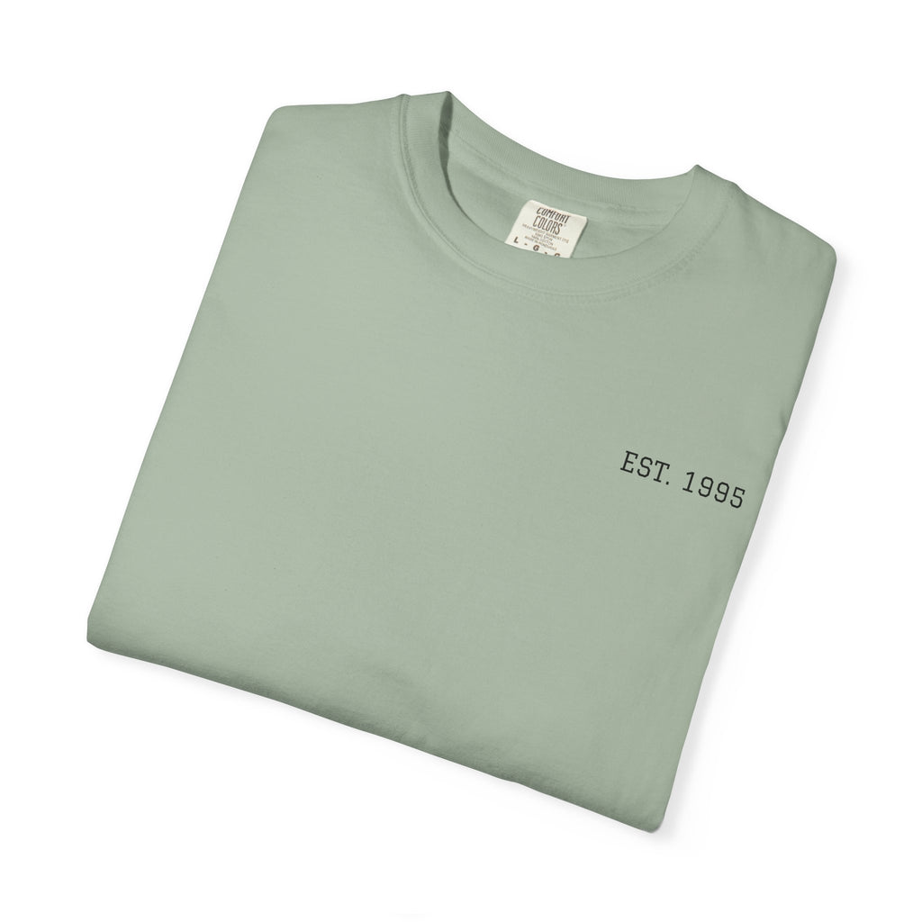 Coastal Harmony Surf T-Shirt – Vintage Wave & Sunset Graphic (Est. 1995)