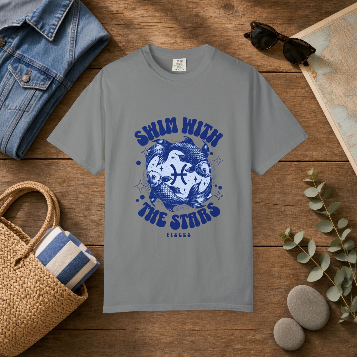 Pisces 'Swim with the Stars' Graphic T-Shirt