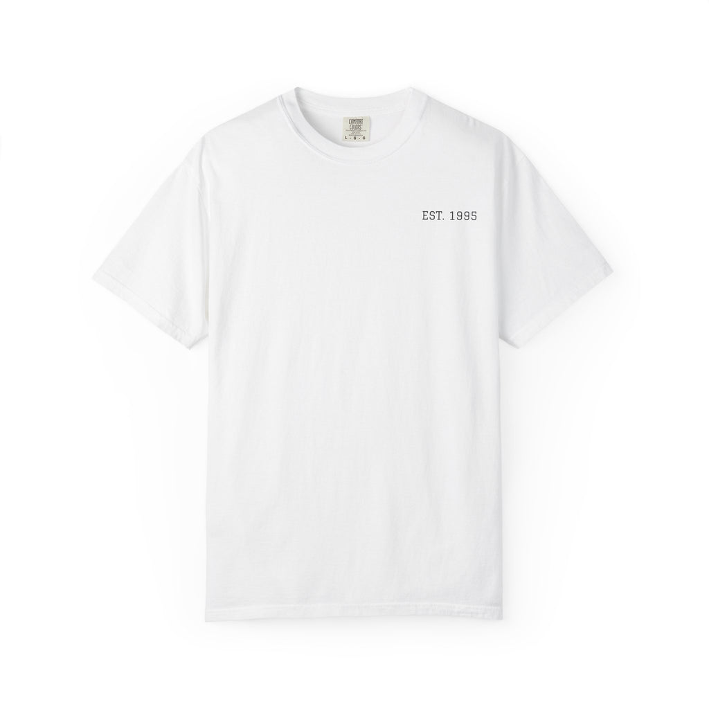 Coastal Harmony Surf T-Shirt – Vintage Wave & Sunset Graphic (Est. 1995)